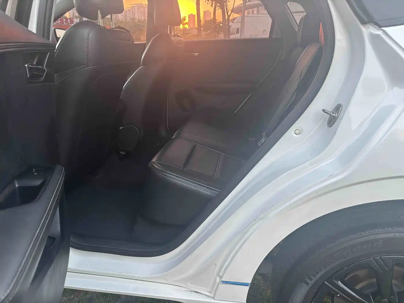 BYD e2 2021 Leading Comfort Edition фото 14
