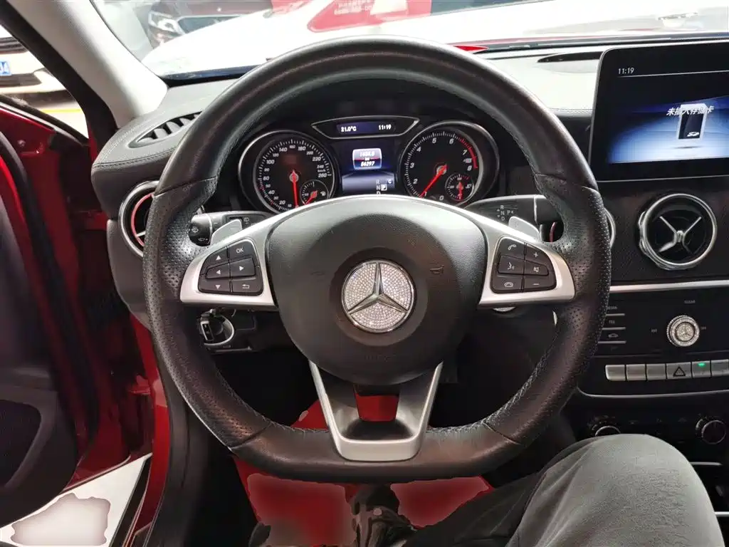 Mercedes-Benz GLA 2019 GLA 200 Fashion фото 11