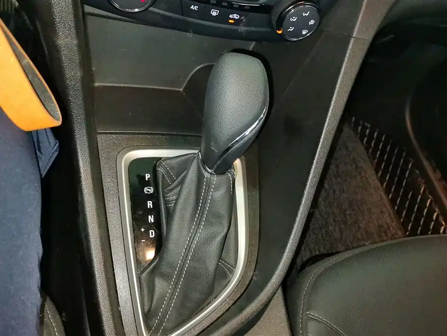 Buick Excelle 2021 Exemplar 1.5L Auto Elite фото 16