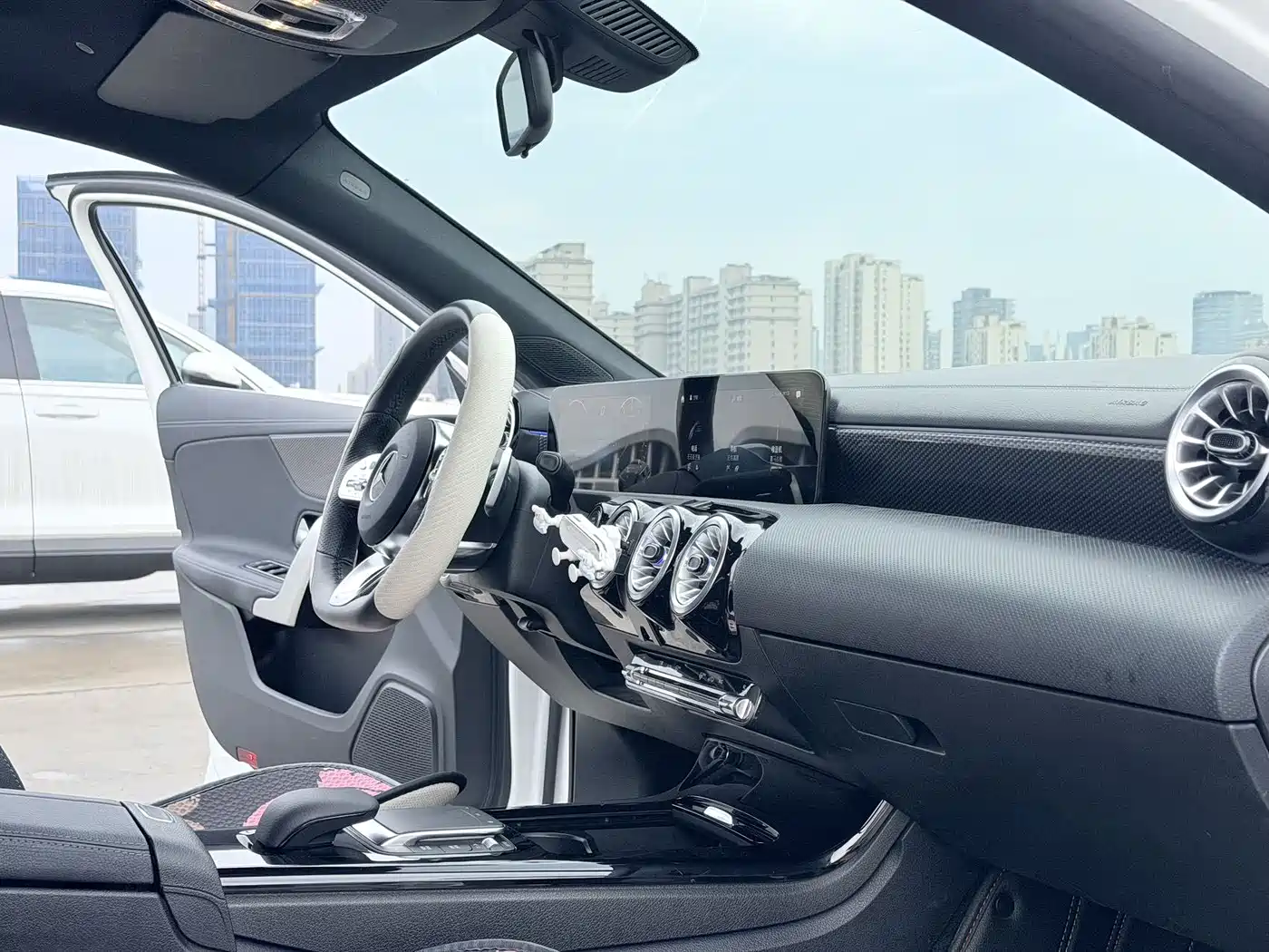 Mercedes-Benz A-Class 2022 Facelift II A 200 L Sport Sedan Fashion фото 8