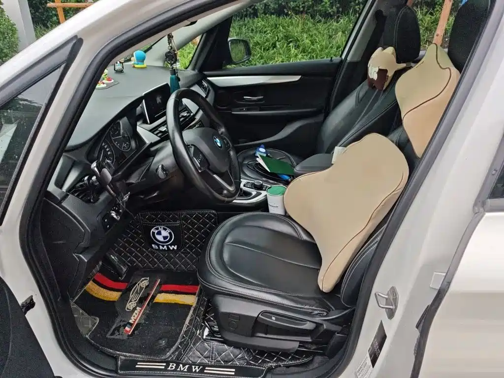 BMW 2 Series Touring 2018 2016 218i Fashion Model
