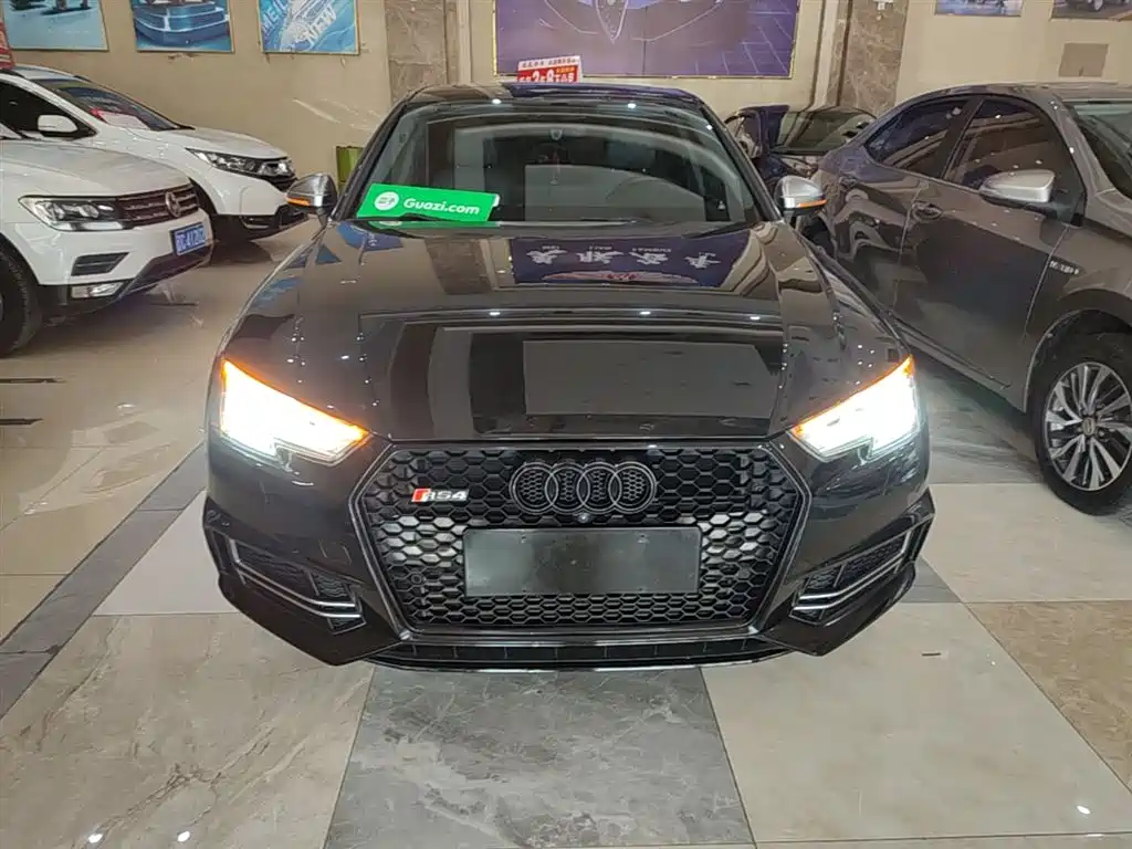 Audi A4L 2018 30th Anniversary 40 TFSI Fashion фото 3
