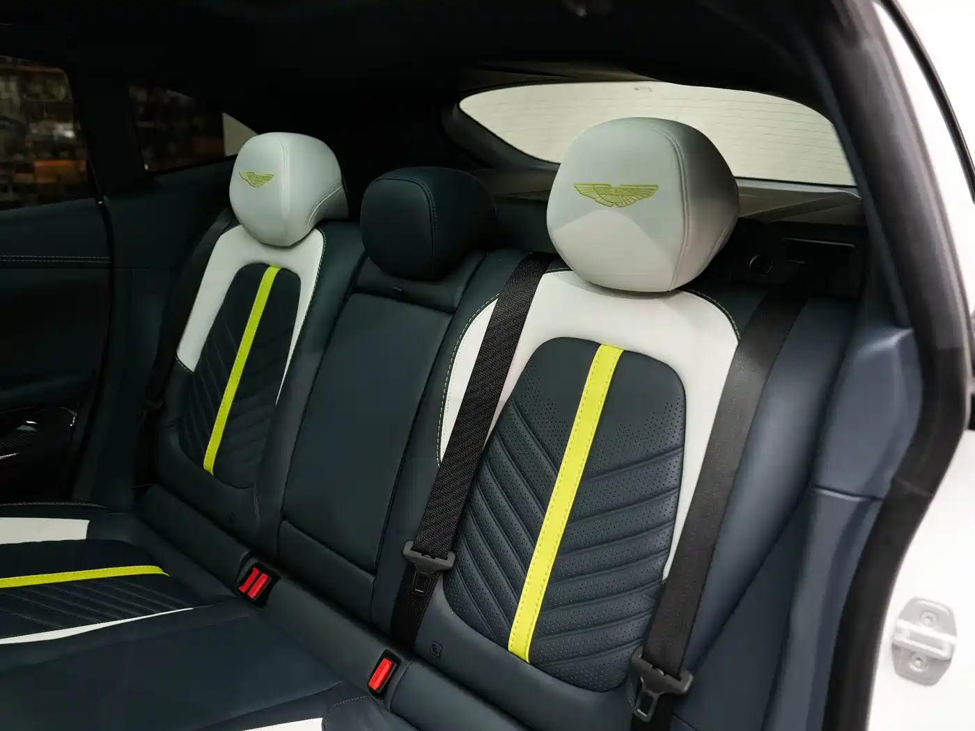 Aston Martin DBX 2023 2023 Model 4.0T V8 707