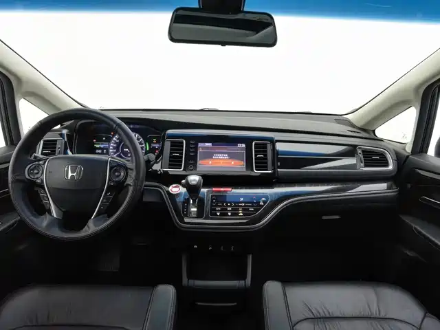 Honda Elysion 2019 2.0L Hybrid Luxury Edition — фото 5