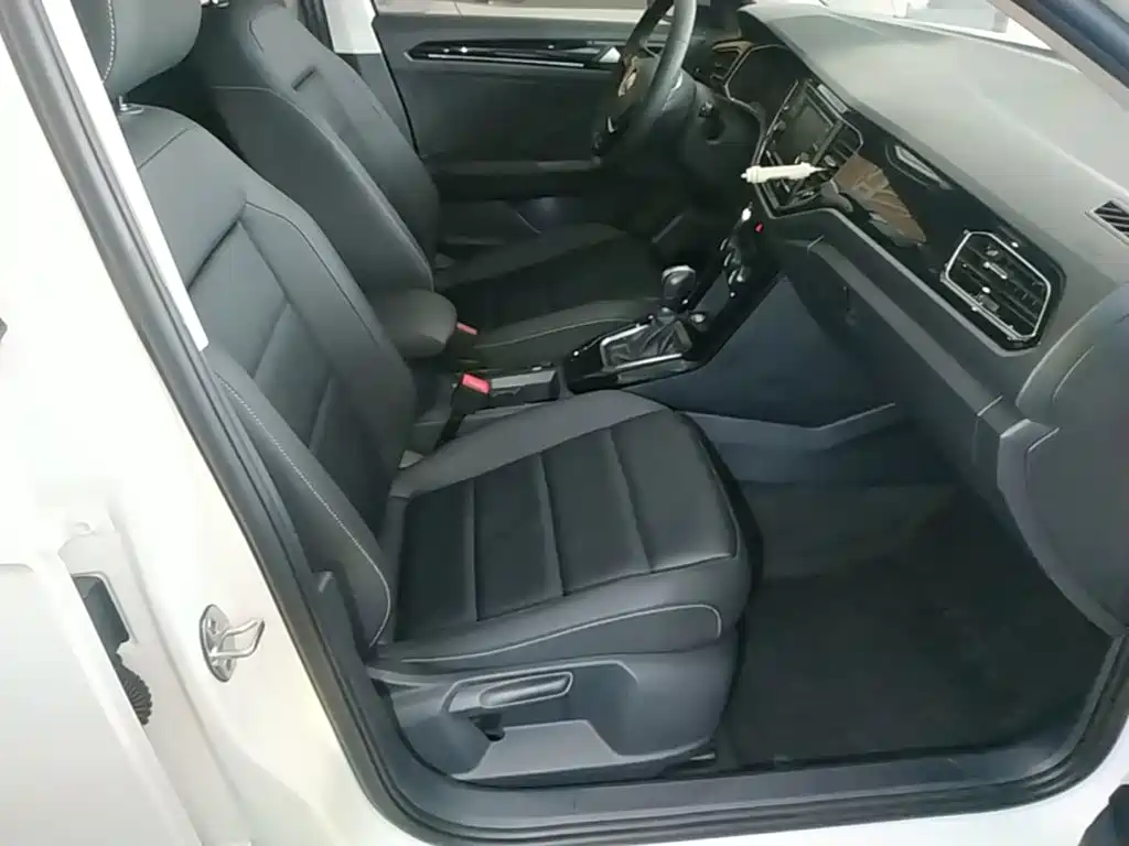 Volkswagen T-ROC 2019 2018 280TSI DSG 2WD Comfort (China V)