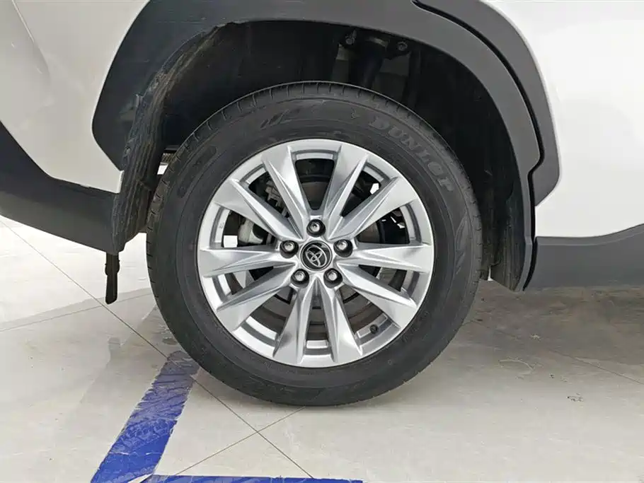 Toyota Corolla Cross 2024 2.0L Elite Edition фото 6