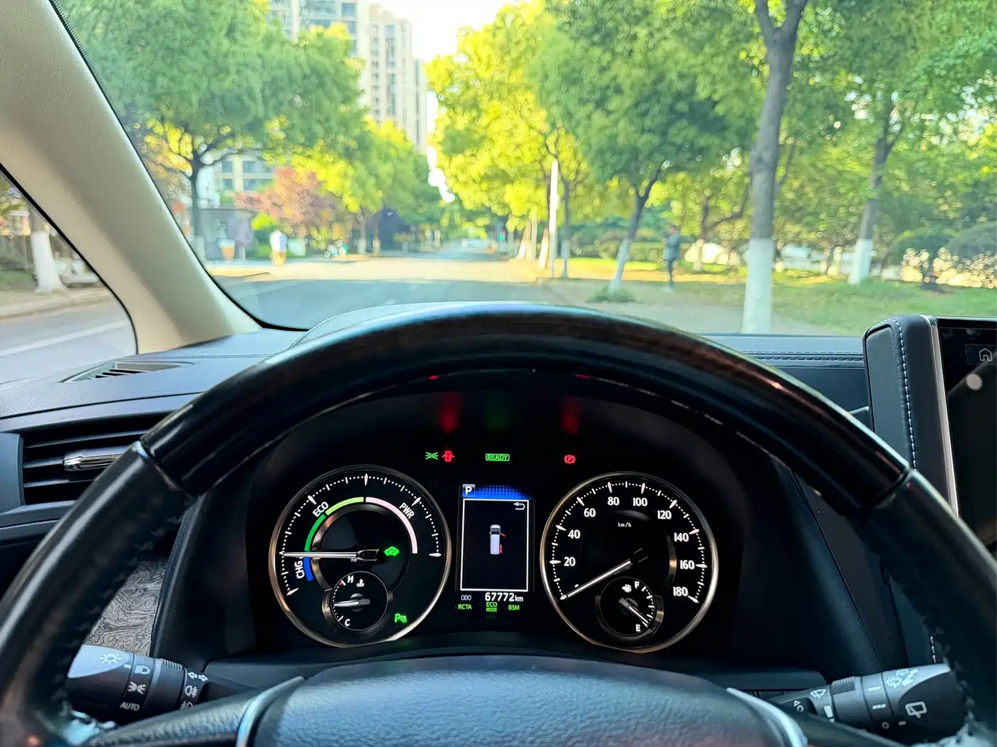 Toyota Vellfire 2019 Hybrid 2.5L HV Premium Edition фото 18
