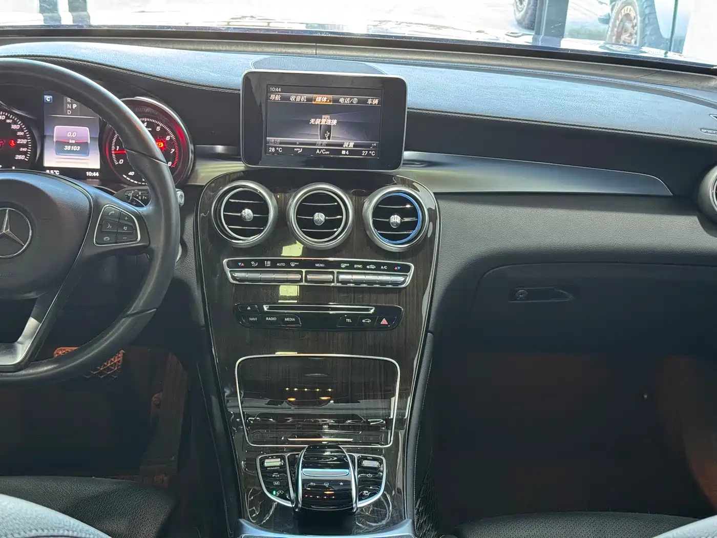 Mercedes-Benz GLC 2016 GLC 260 4MATIC Dynamic фото 13