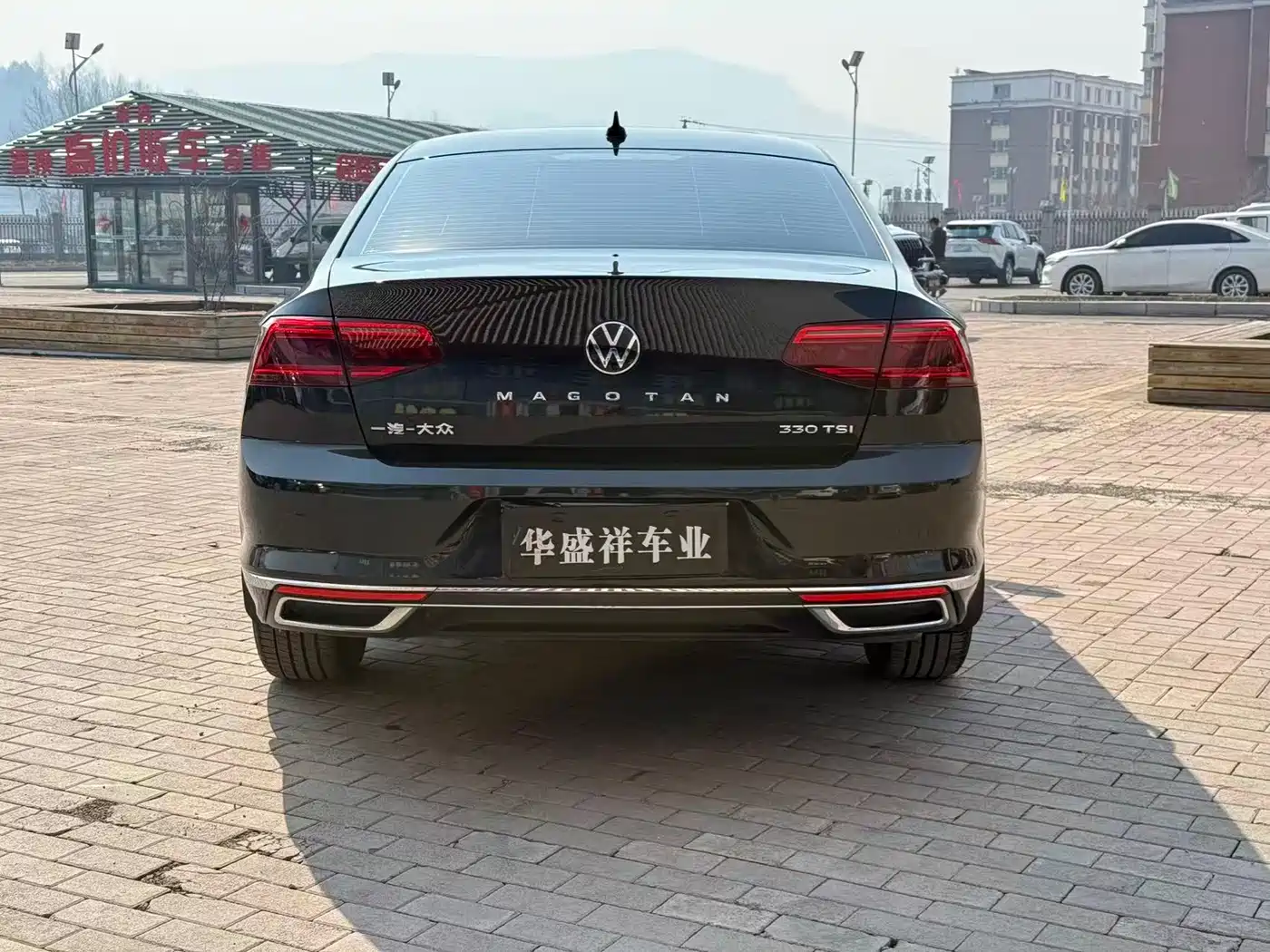 Volkswagen Magotan 2020 330TSI DSG Leading фото 3