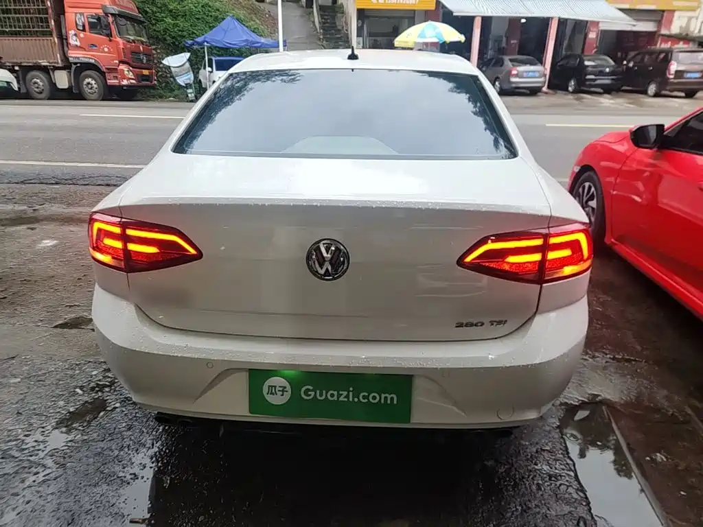 Photo 6 - Volkswagen Lamando