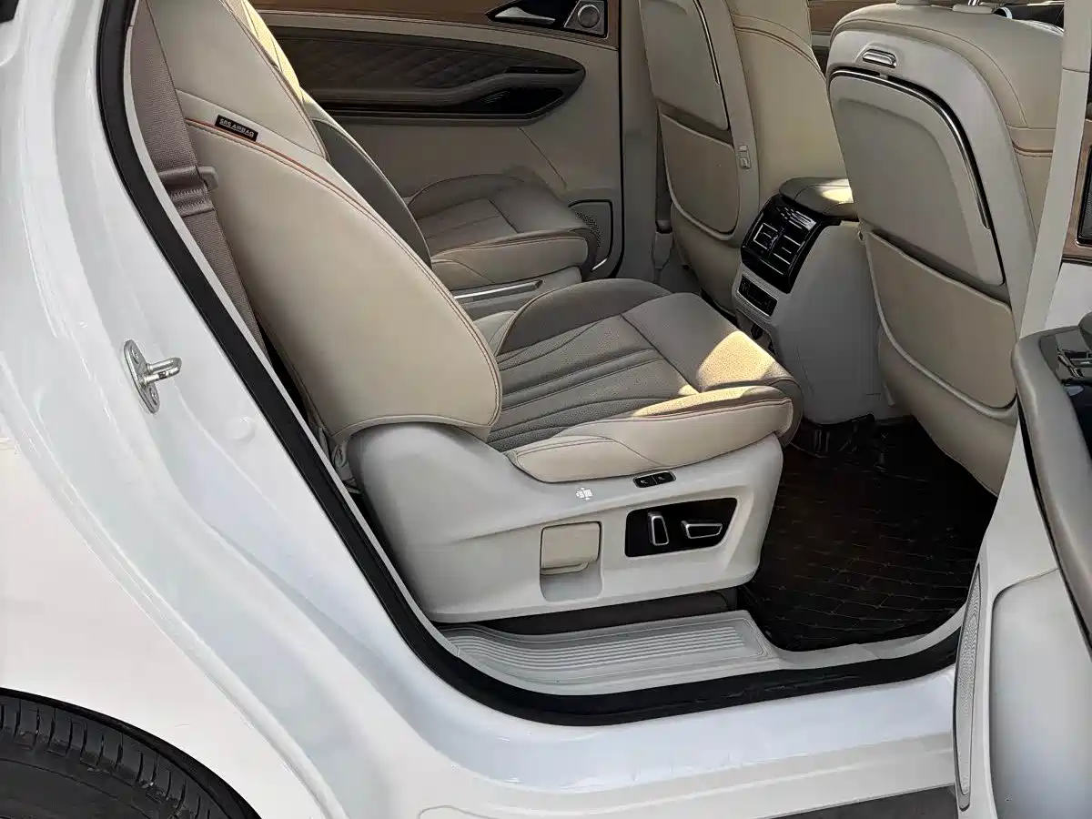 DONGFENG POPULAR YACHTS