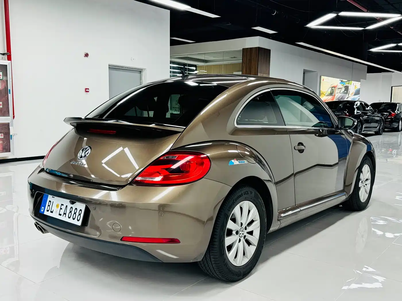 Volkswagen Beetle 2014 1.4TSI Fashion Edition фото 8