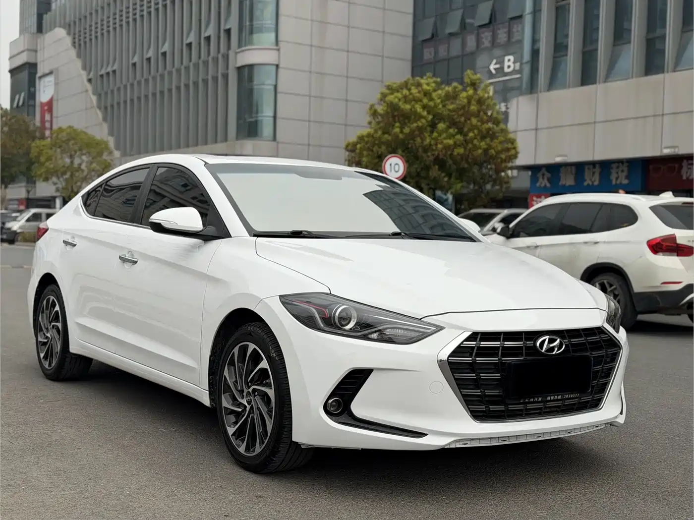 HYUNDAI LEAD