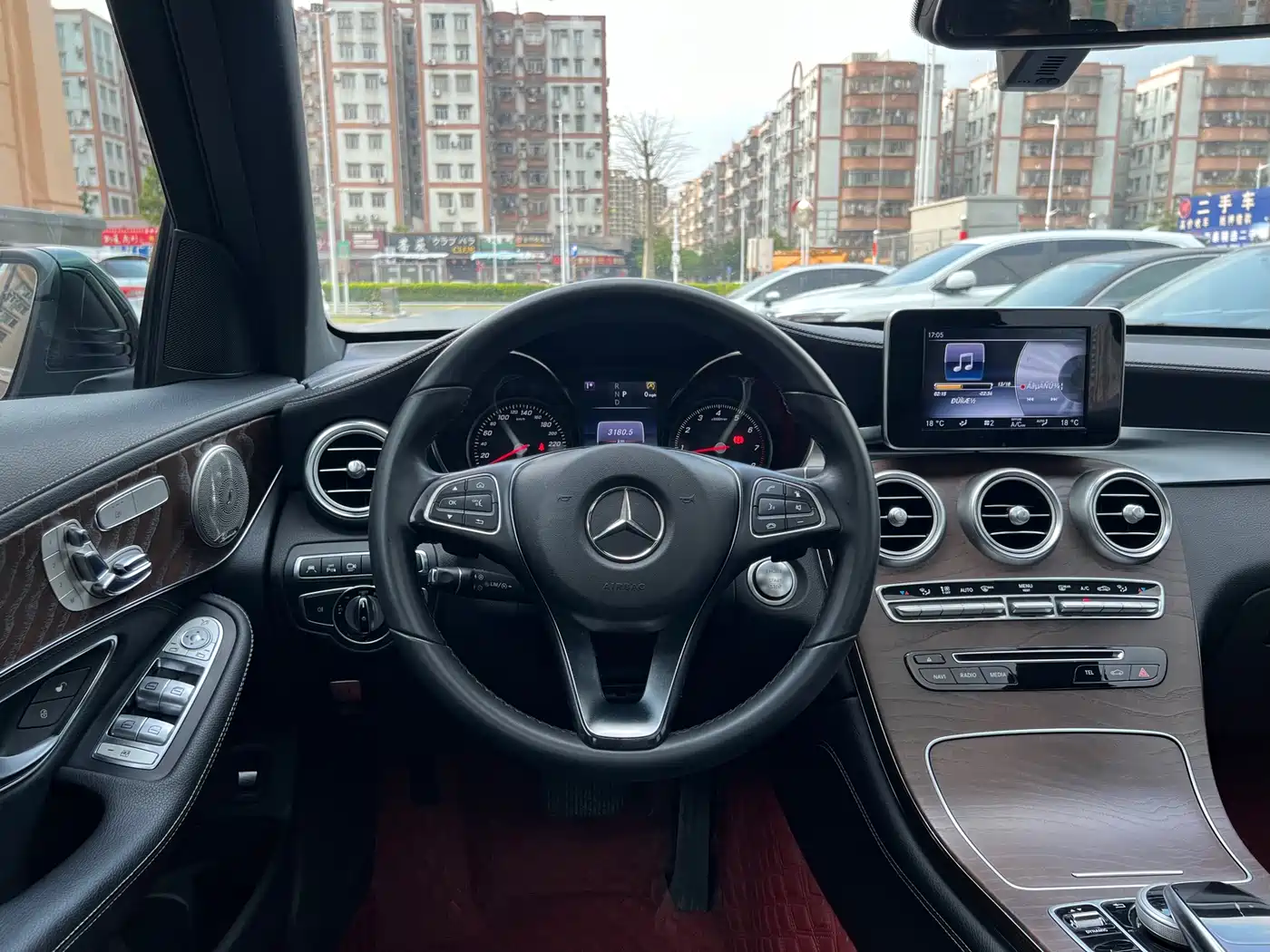 Mercedes-Benz GLC 2017 GLC 300 4MATIC Dynamic фото 23