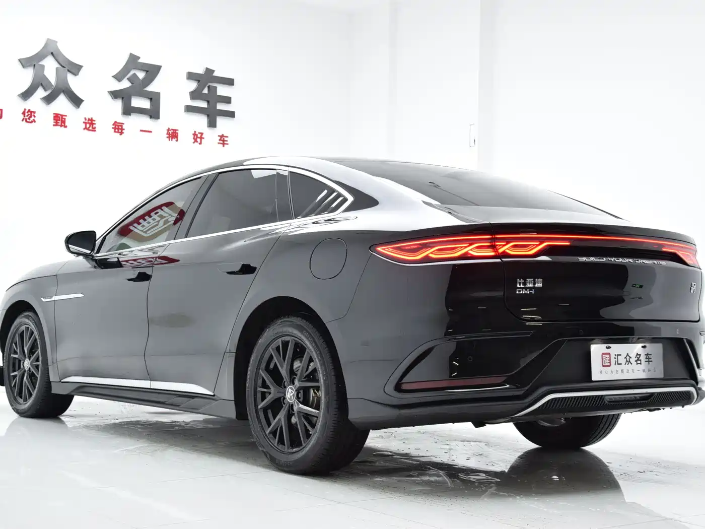 BYD Han 2024 DM-i Glory Edition 121KM Premium фото 22
