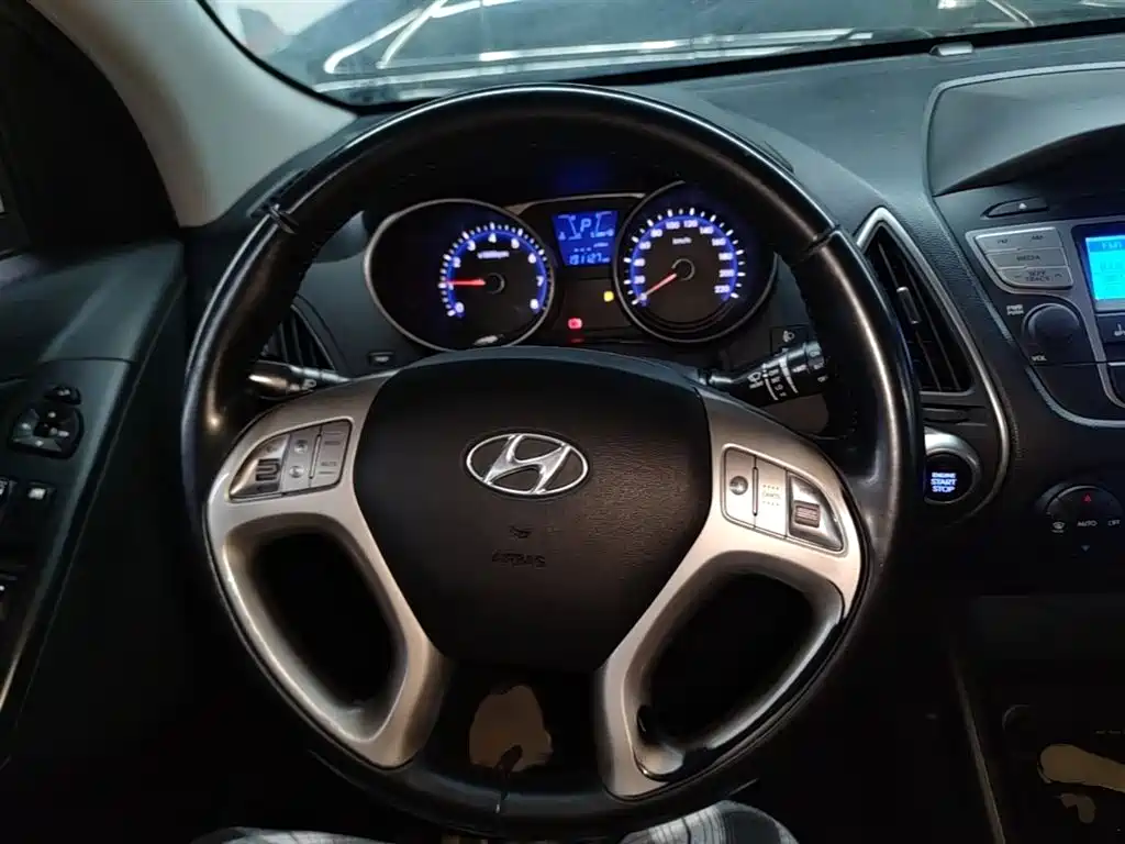 Hyundai Beijing Hyundai ix35 2015 2.0L Automatic 2WD Smart China V фото 11