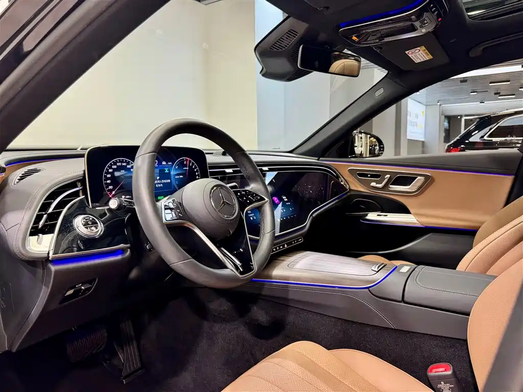 Mercedes-Benz E-Class New Energy 2024 E 350 e L Plug-in Hybrid Sedan фото 25