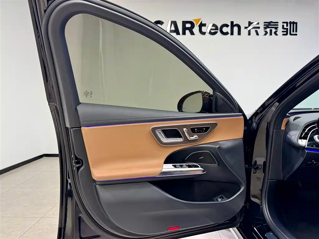 Mercedes-Benz E-Class New Energy 2024 E 350 e L Plug-in Hybrid Sedan фото 17