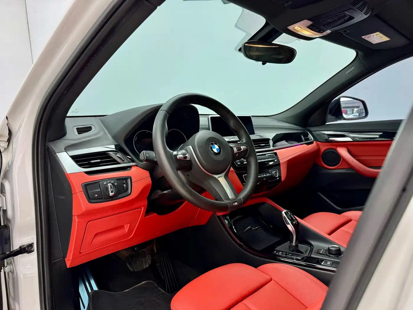 BMW X2 2020 2020 sDrive25i Leading M Off-Road Package