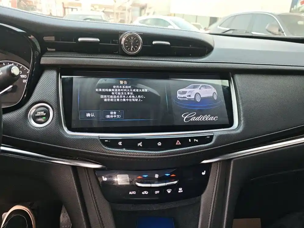 Cadillac XT5 2018 25T Luxury фото 13