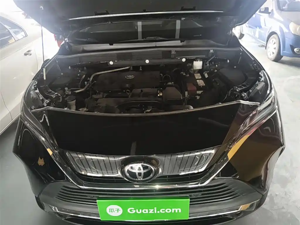 Toyota Lingfang HARRIER 2022 2.0L CVT 2WD Luxury Edition фото 20