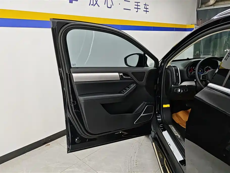 BYD Tang 2019 2.0T Automatic Smart Connect Luxury 5-seater China VI фото 7