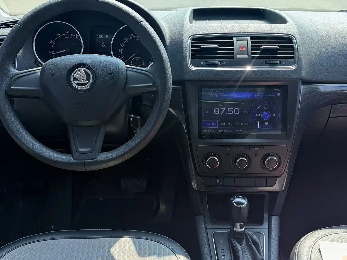 Škoda Yeti 2018 2017 TSI280 DSG Advance