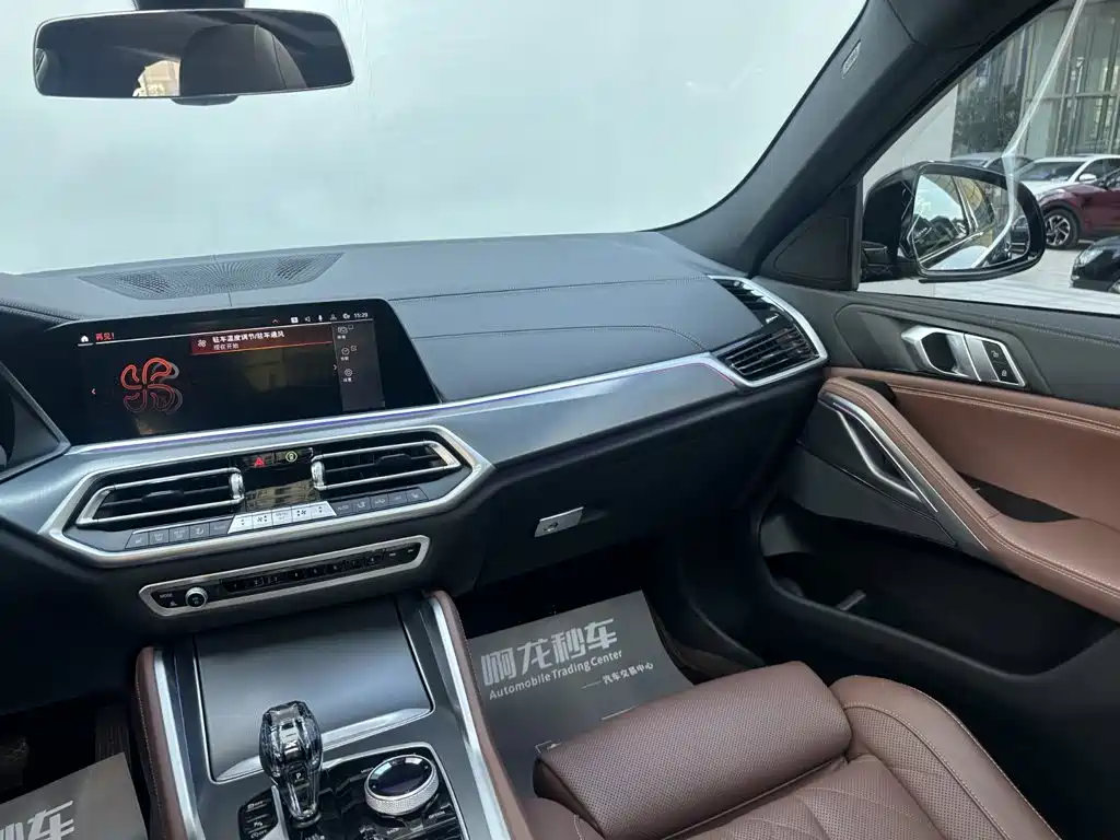 BMW X6 2023 2022 Facelift xDrive30i M Sport Package
