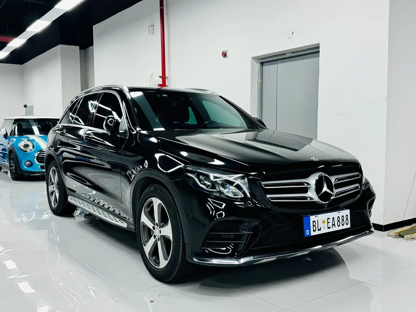 Mercedes-Benz GLC 2017 GLC 260 4MATIC Luxury фото 3