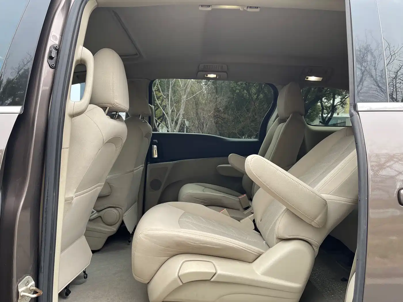 Buick GL8 2014 2.4L CT Luxury Business Comfort фото 11
