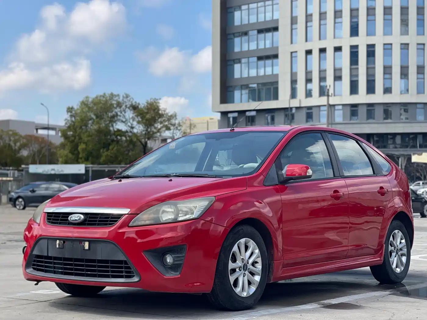 Ford Focus 2010 2011 Hatchback 1.8L Automatic Fashion