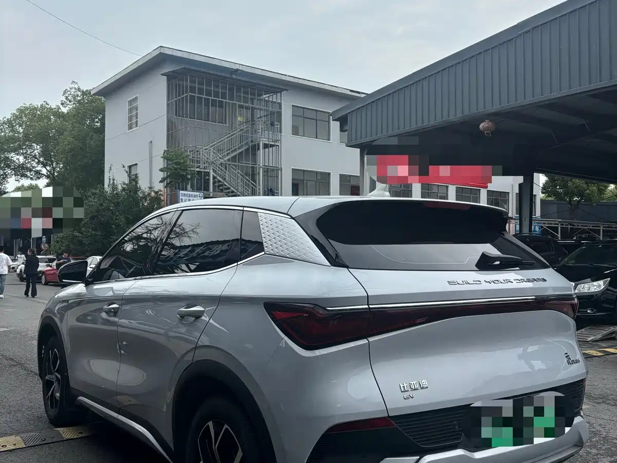 BYD Yuan PLUS 2024 Glory Edition 510KM Leading фото 7