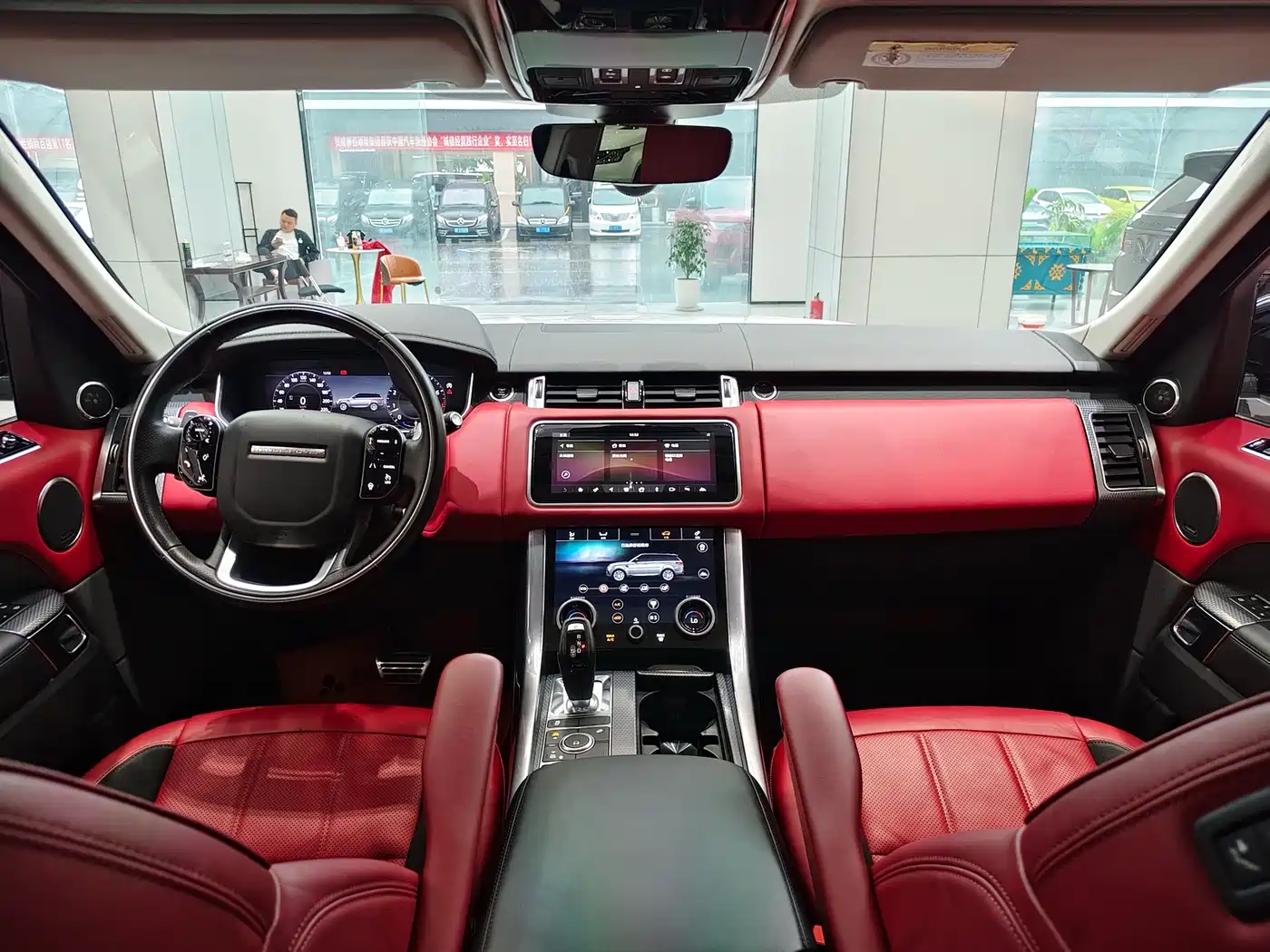 Land Rover Range Rover Sport 2021 3.0 L6 Gloss Black Edition фото 14