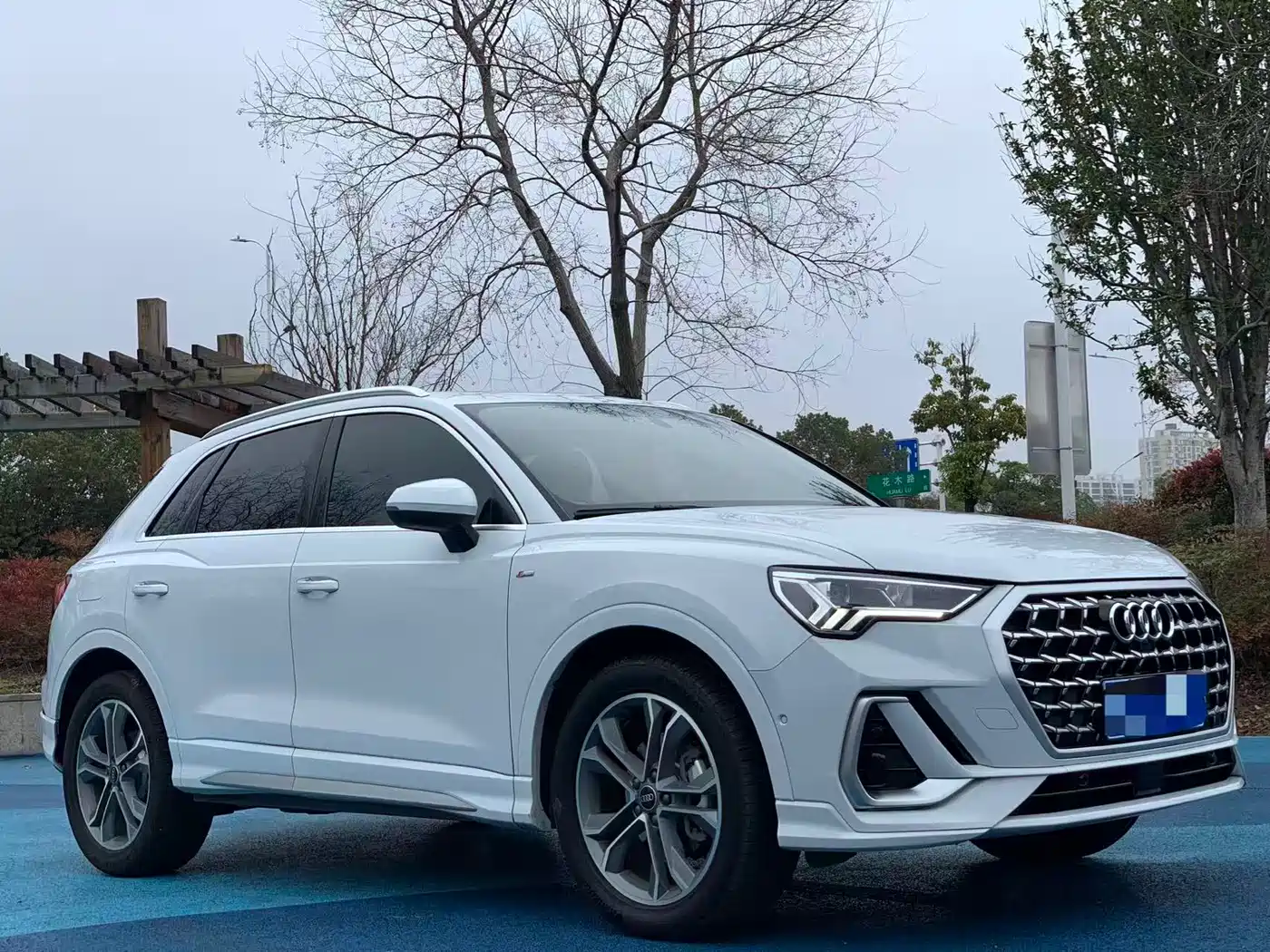 Audi Q3 2024 40 TFSI Fashion Sport фото 3