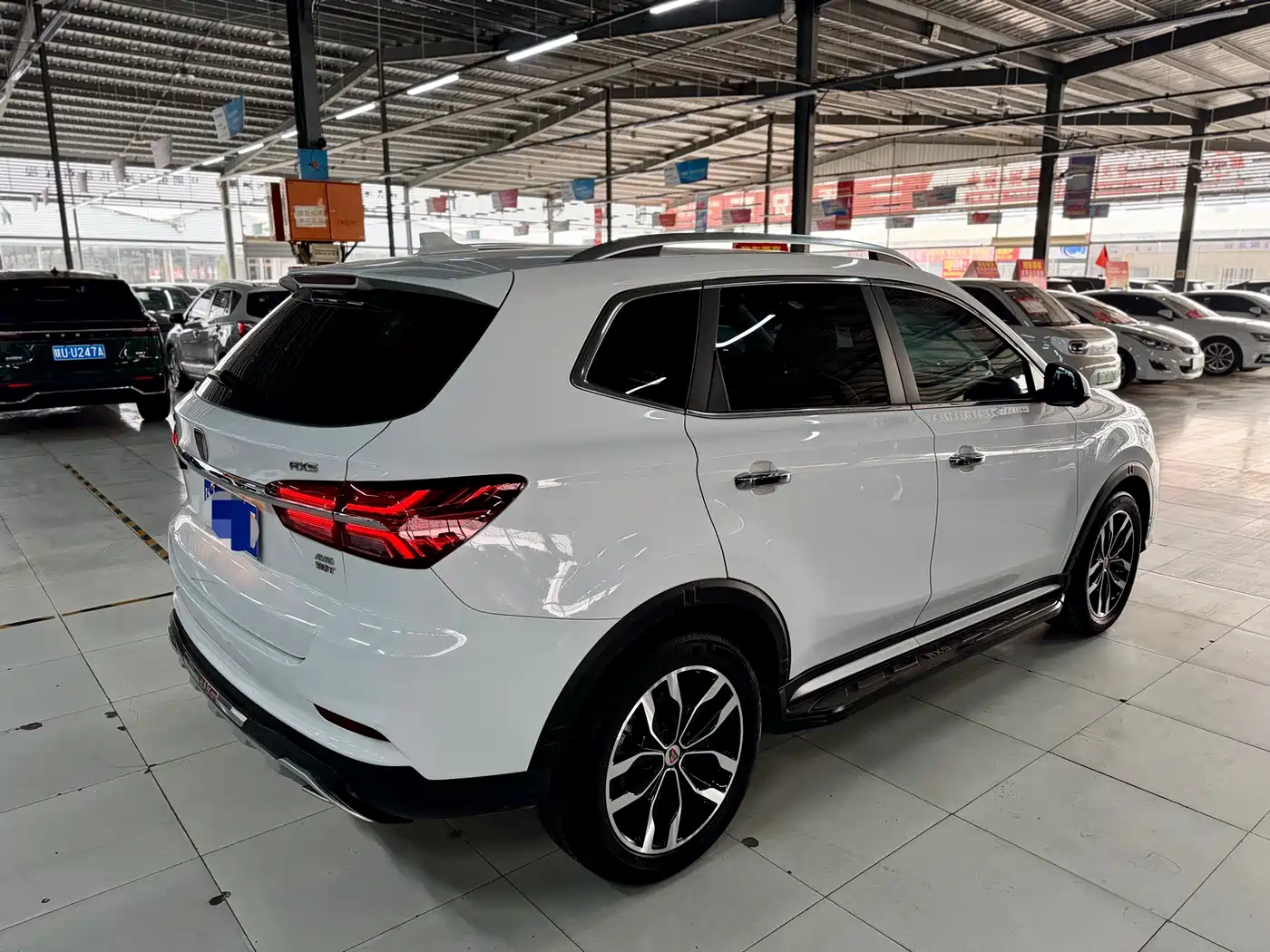 Roewe RX5 2017 2016 30T 4WD Automatic Internet Premium Edition