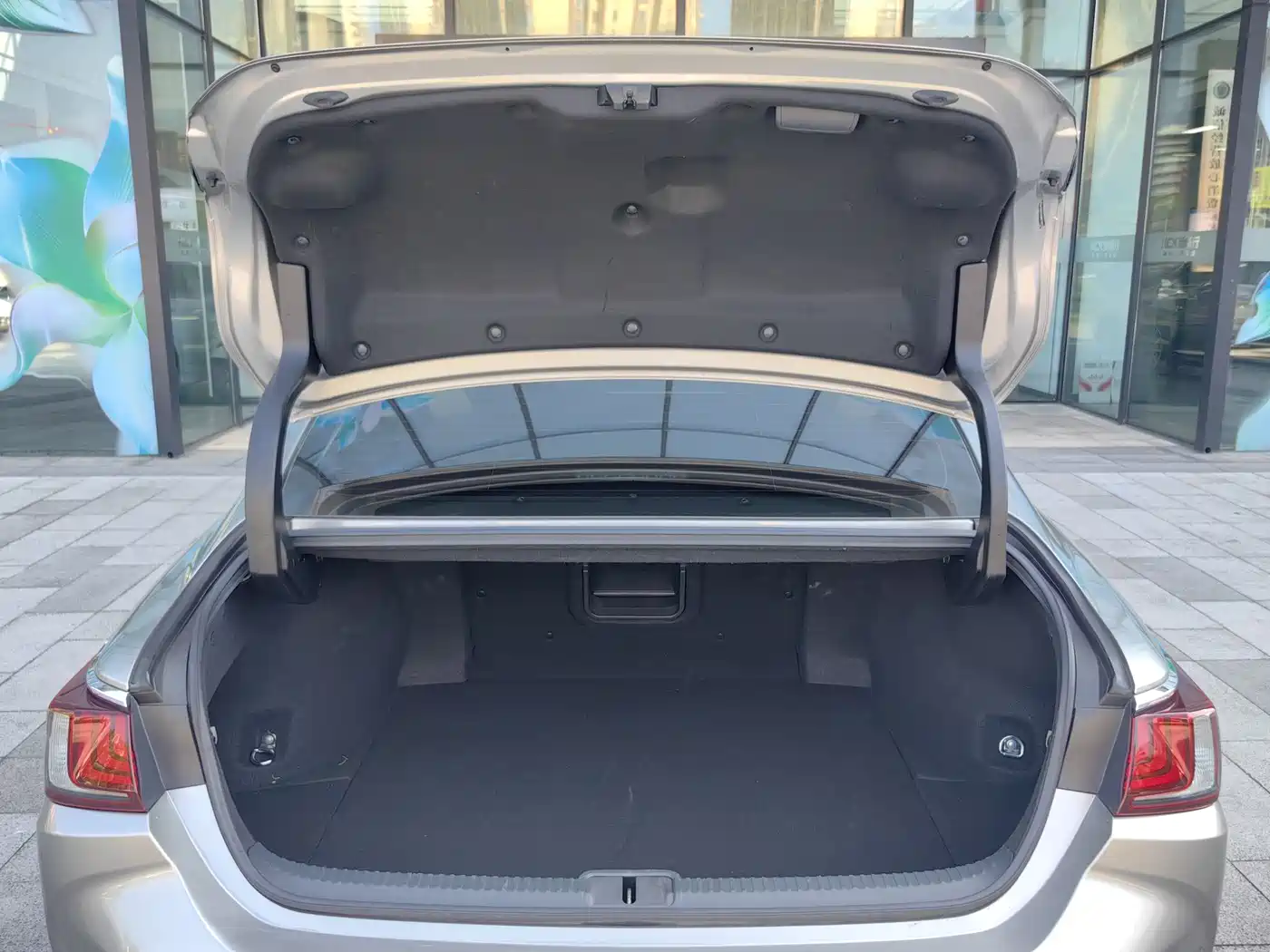 Lexus ES 2021 300h Excellence Edition фото 19