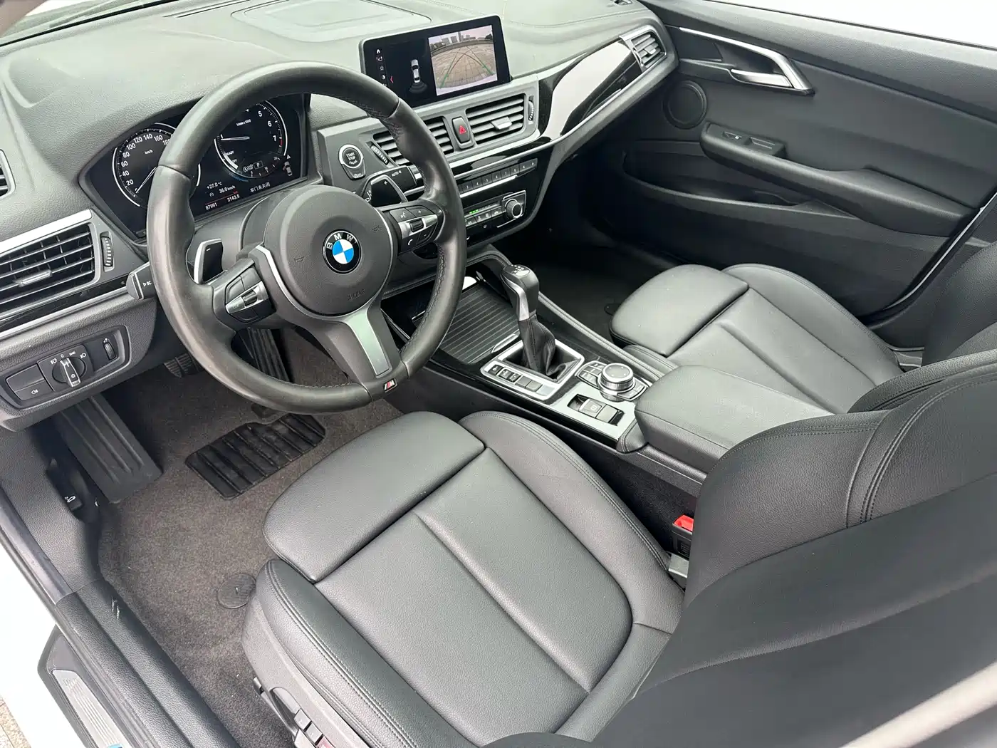 BMW 1 Series 2019 120i Leading M Sport Package фото 10