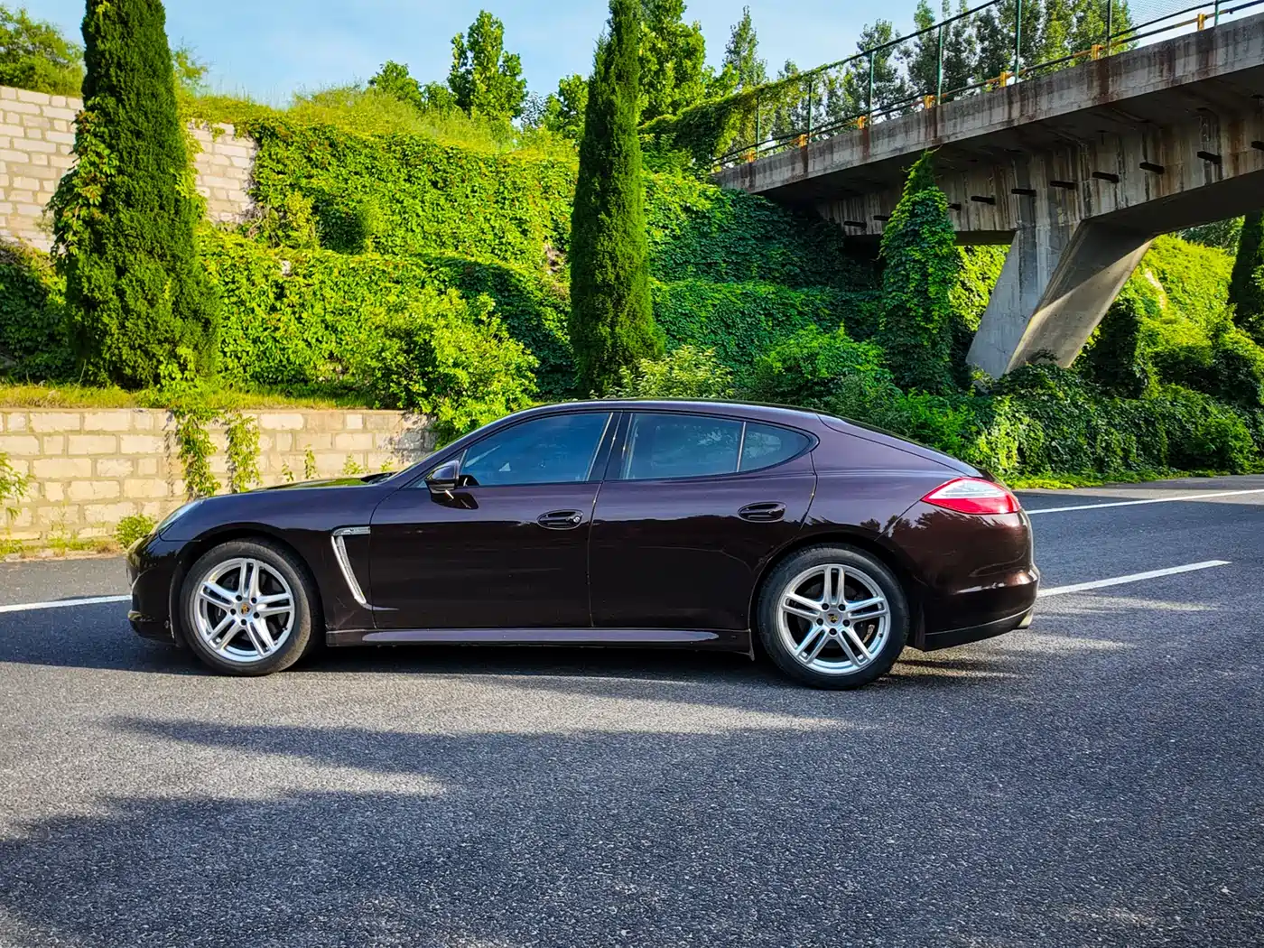 Фото 2 - Porsche Panamera