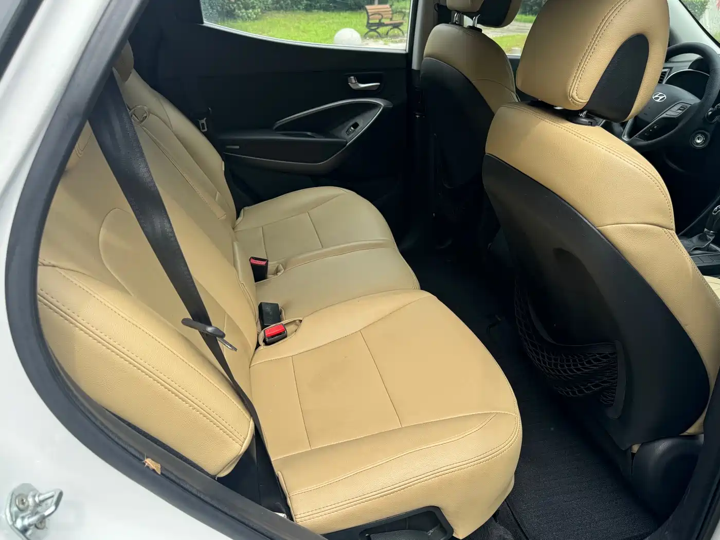 Hyundai Santa Fe 2013 Model 2.4L Automatic 2WD Comfort фото 8