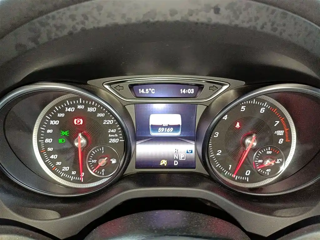 Mercedes-Benz CLA (Import) 2017 Facelift CLA 200 Style фото 8