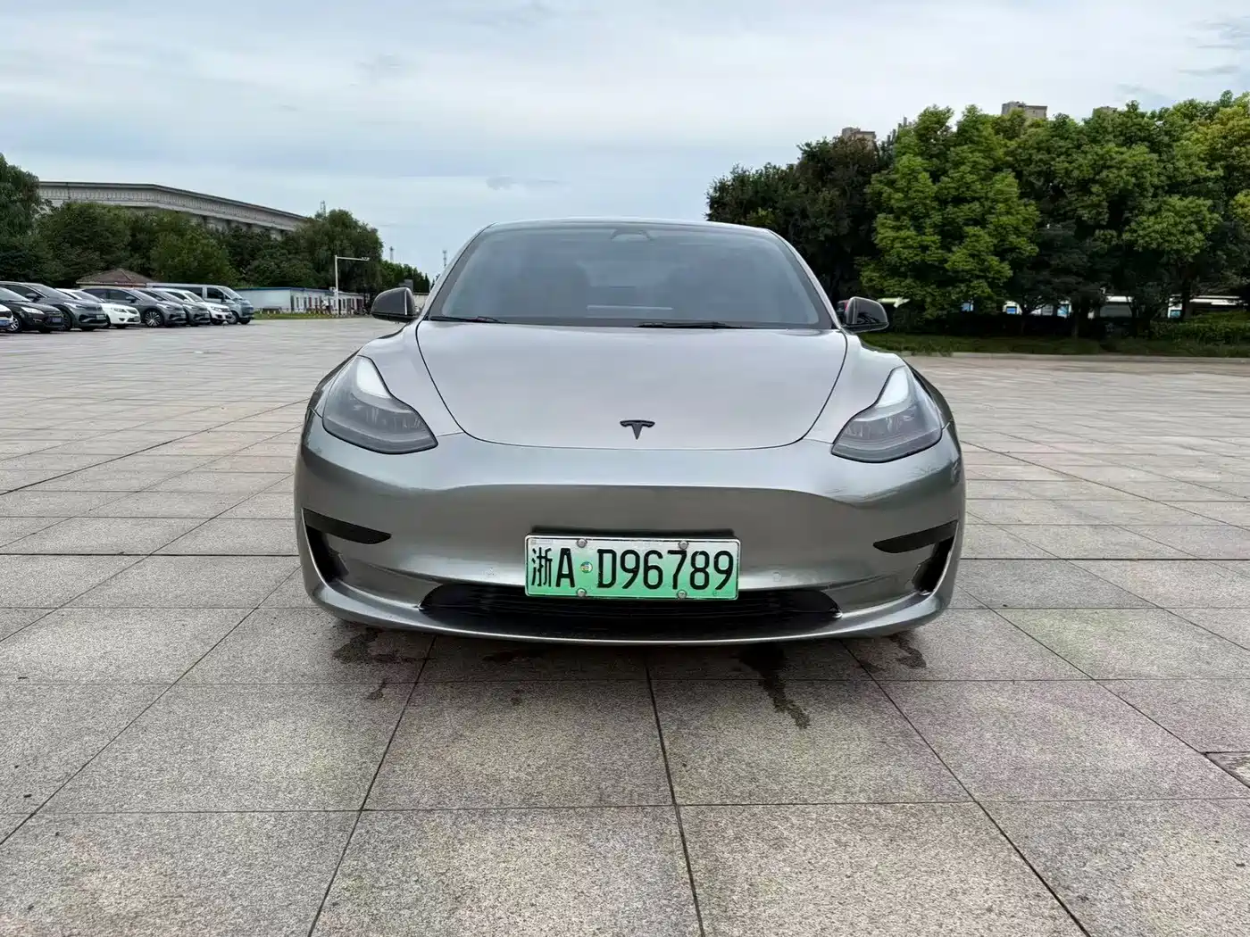 Фото 2 - Tesla Model 3