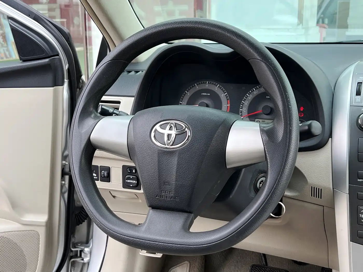 Toyota Corolla 2011 1.8L CVT GL-i фото 14