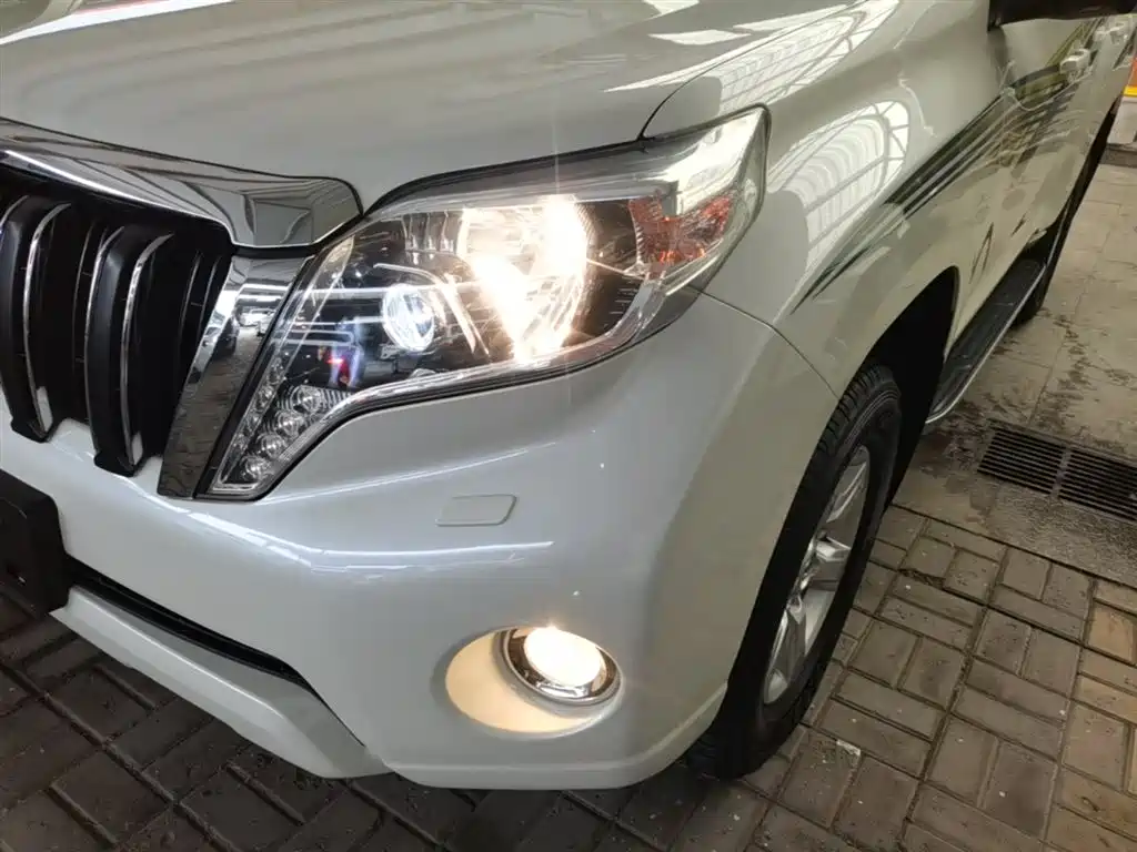 Toyota Prado 2016 2.7L Auto Luxury Edition фото 24