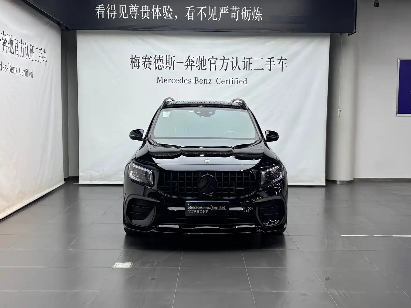 Mercedes-Benz GLB AMG 2023 Model AMG GLB 35 4MATIC фото 3