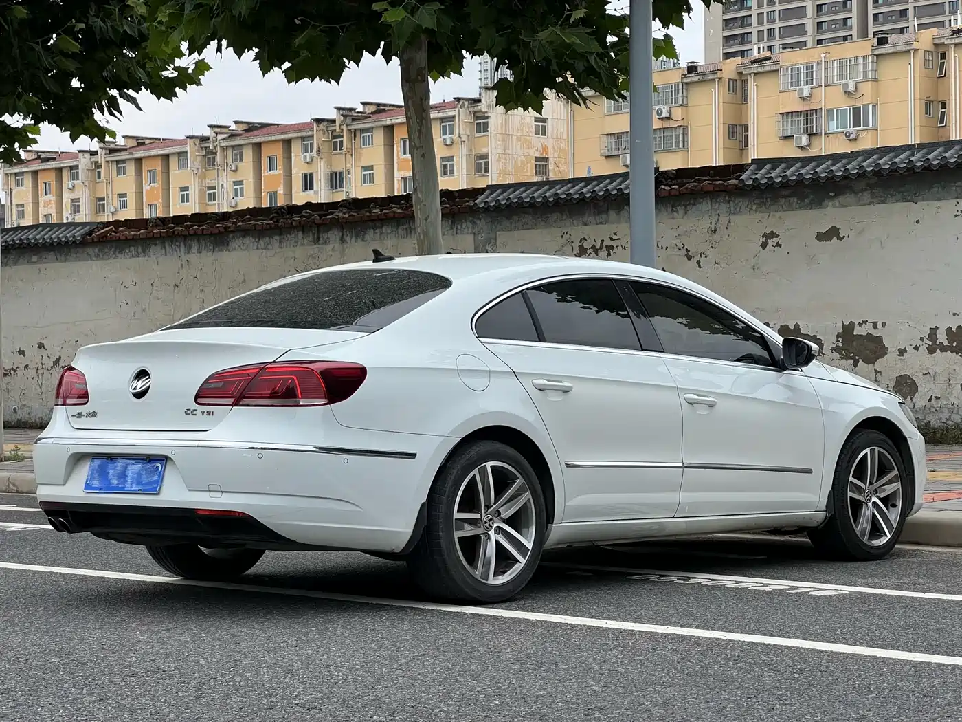 Volkswagen FAW-Volkswagen CC 2015 1.8TSI Luxury фото 15