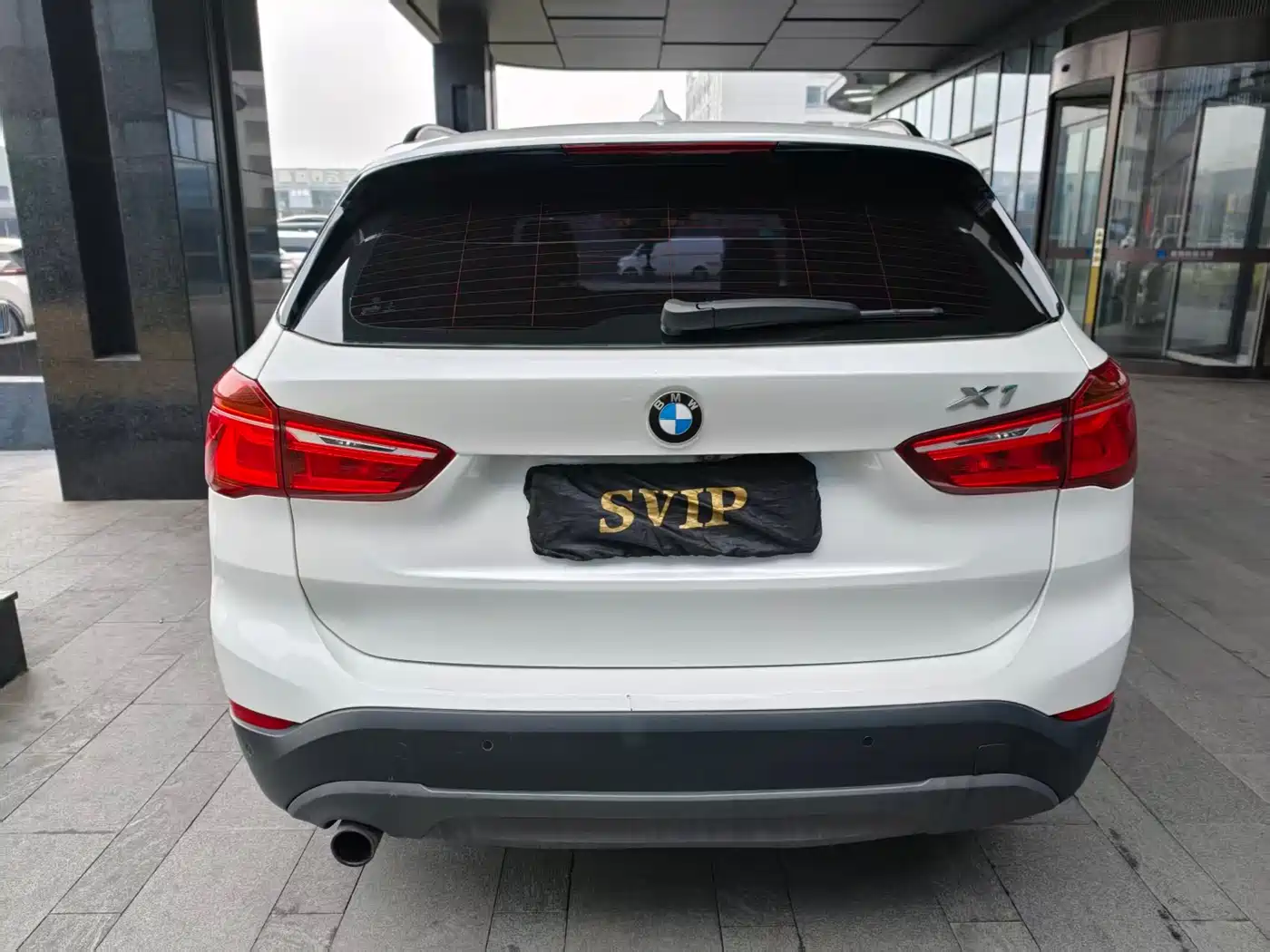 BMW X1 2016 sDrive18Li Premium Model фото 10