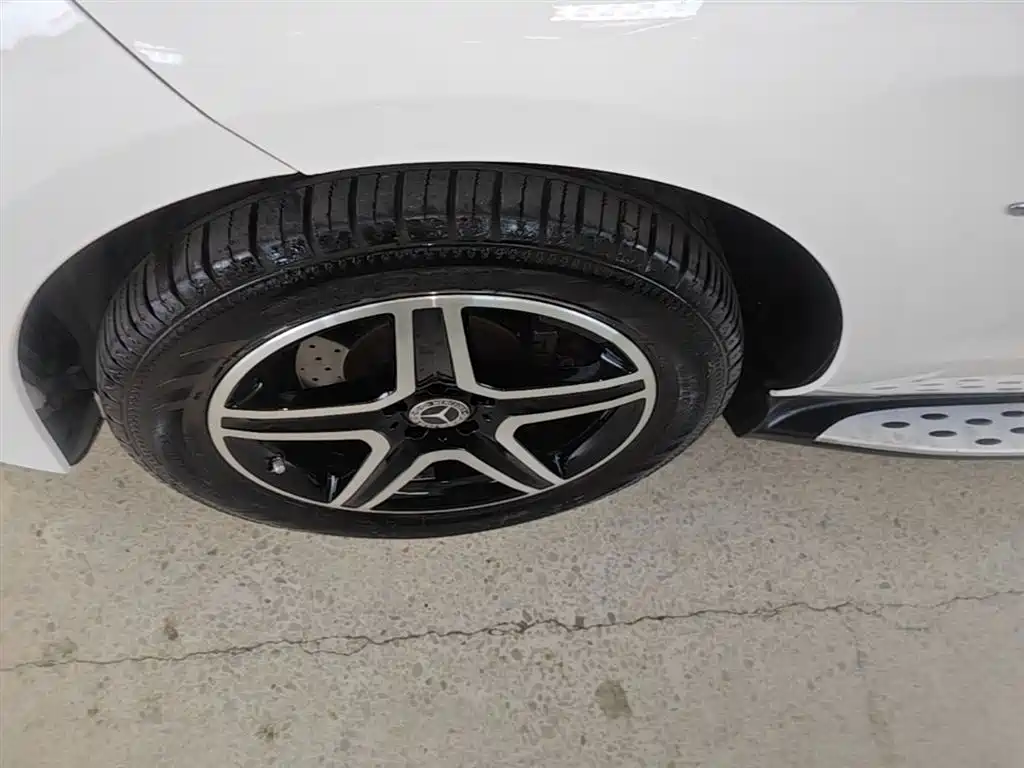 Mercedes-Benz GLE 2019 GLE 320 4MATIC Dynamic Ultimate Edition фото 23