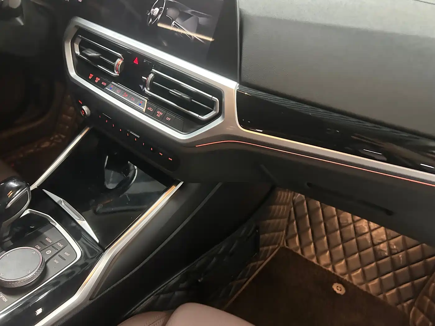 BMW 3 Series 2020 325Li Launch Edition фото 5