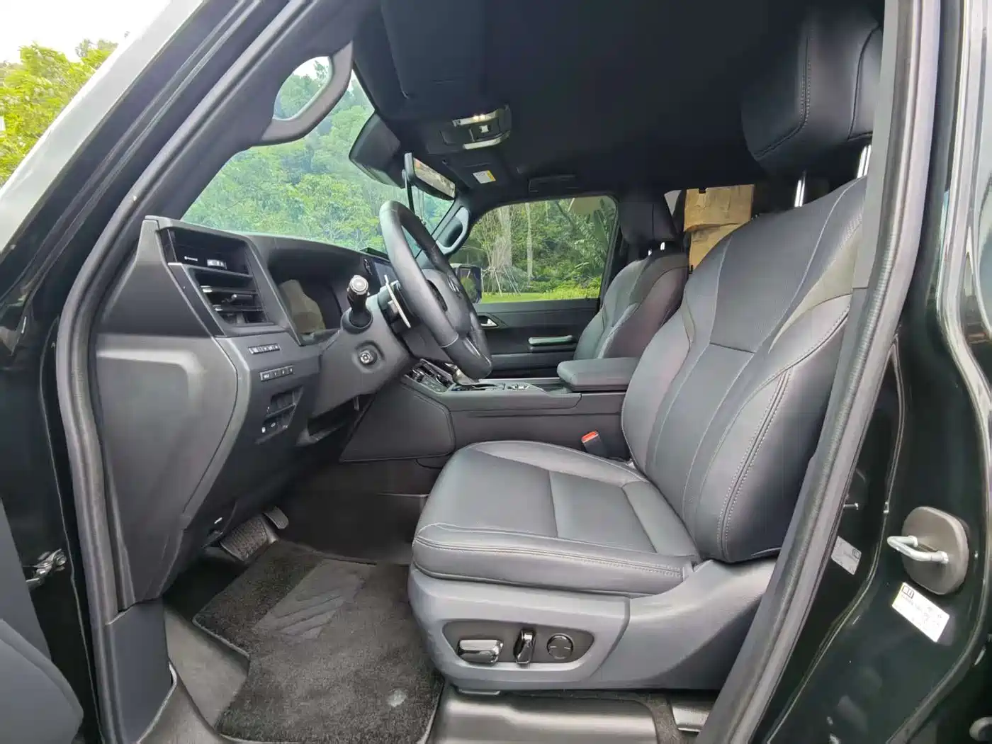 Lexus GX 2024 OVERTRAIL Summit Edition фото 11