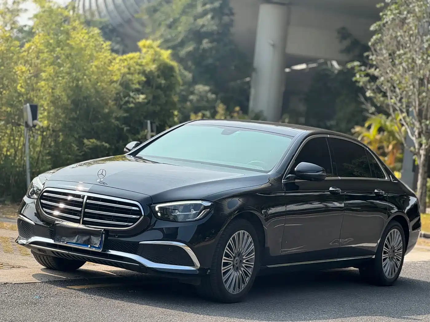  E CLASS